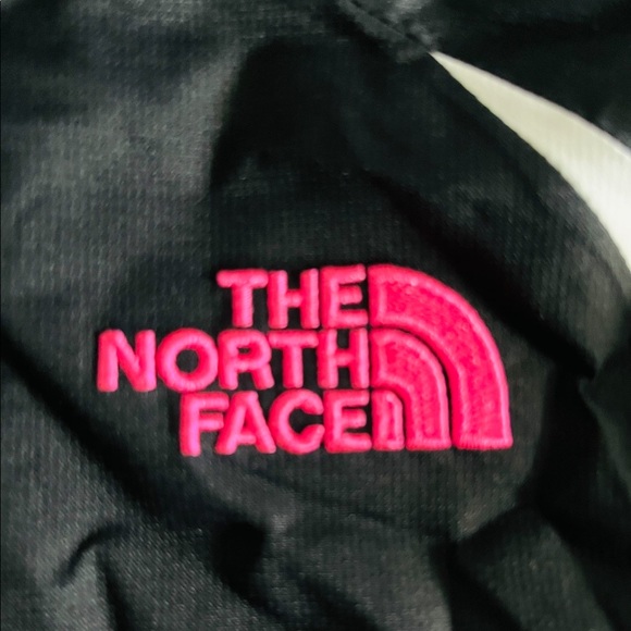 The North Face - Picture 2 of 4